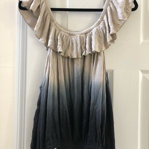 Free People Top - wear on or off shoulder! Size Large